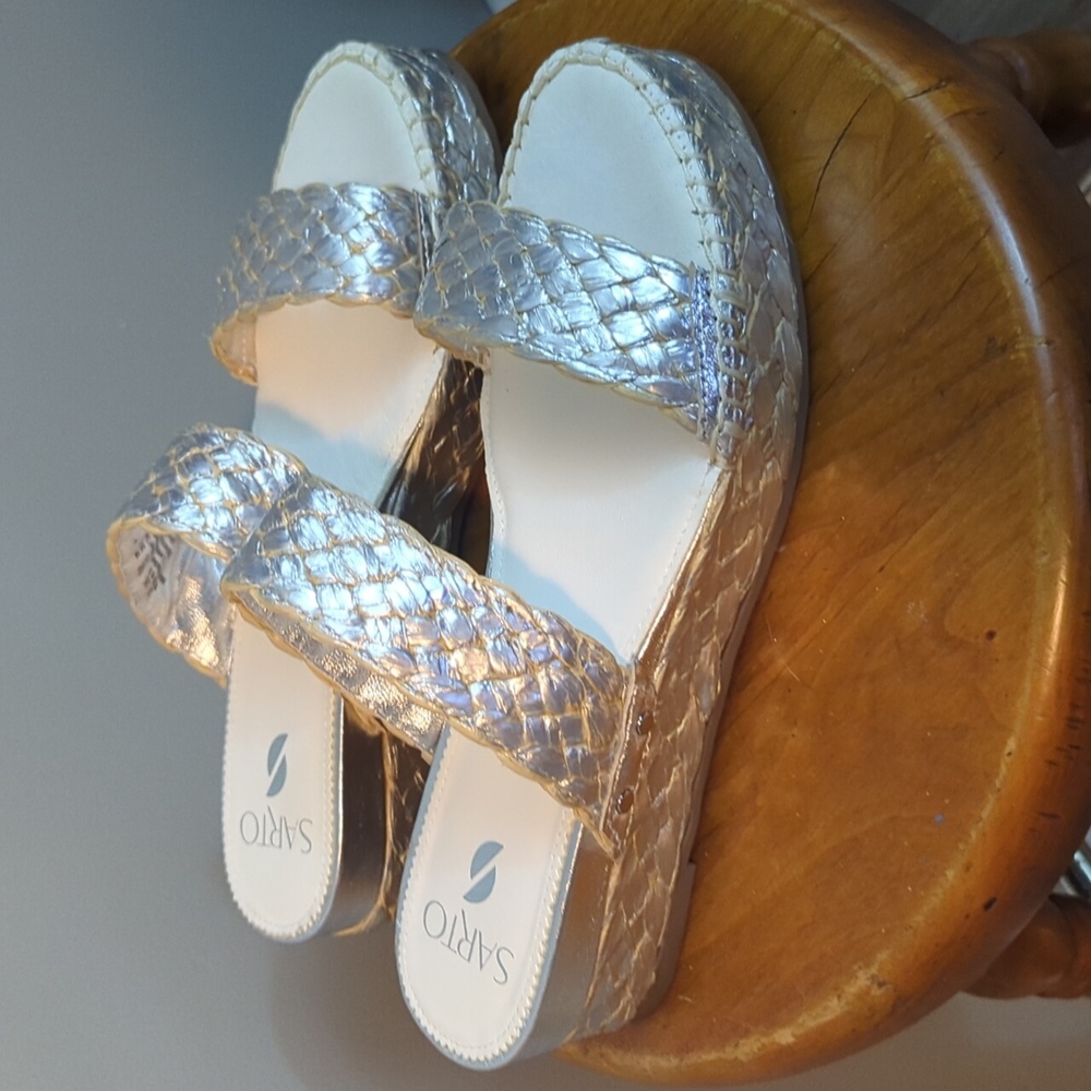 Franco sarto wedges